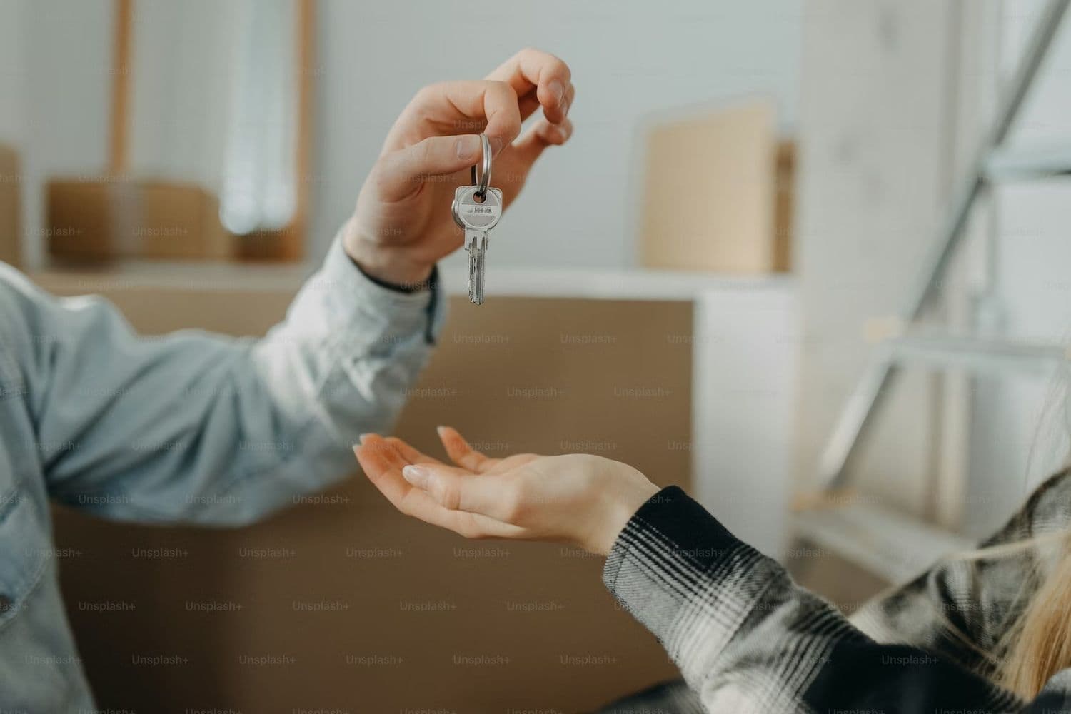 How Lease Guarantor Insurance Works for Landlords in NYC